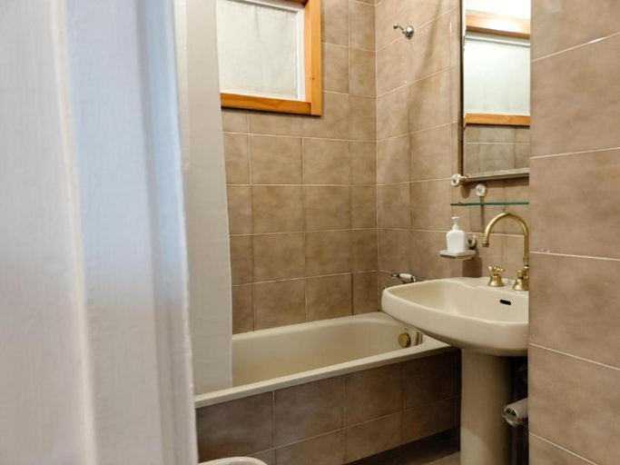 Bathroom, Al 31, Terni