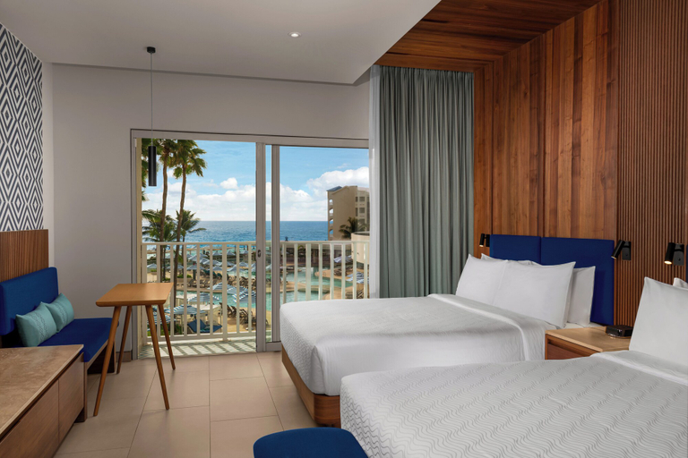 Bedroom 4, Hilton Cancun Mar Caribe All-Inclusive Resort, Benito Juárez