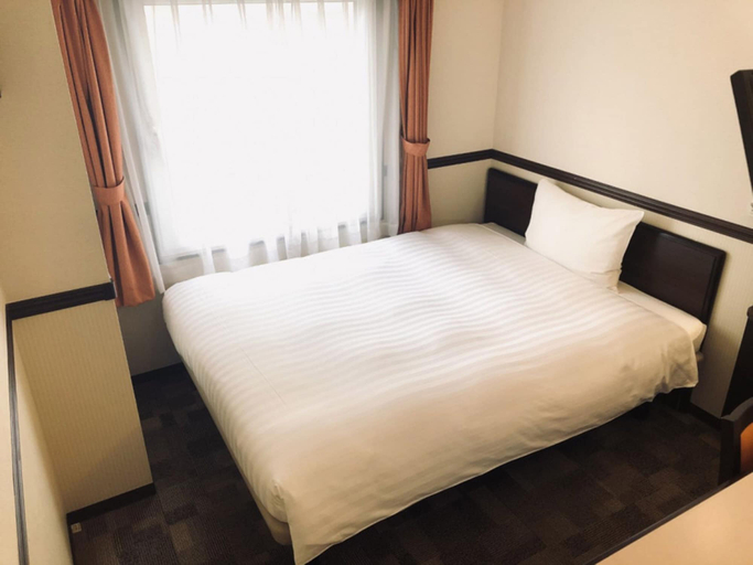 Bedroom 12