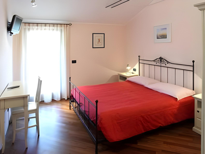 Bedroom 5
