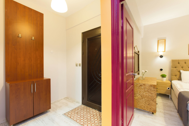 Bedroom 3, Istanbul Apartments, Beyoğlu