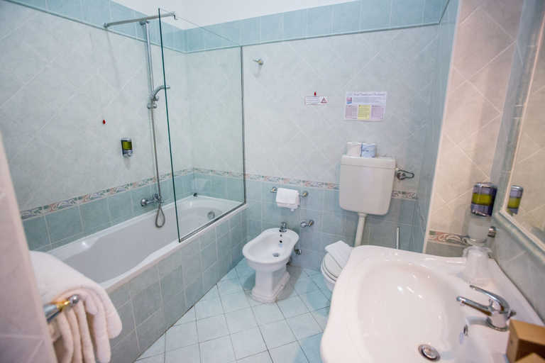 Bathroom 5, Hotel Tourist, Palermo