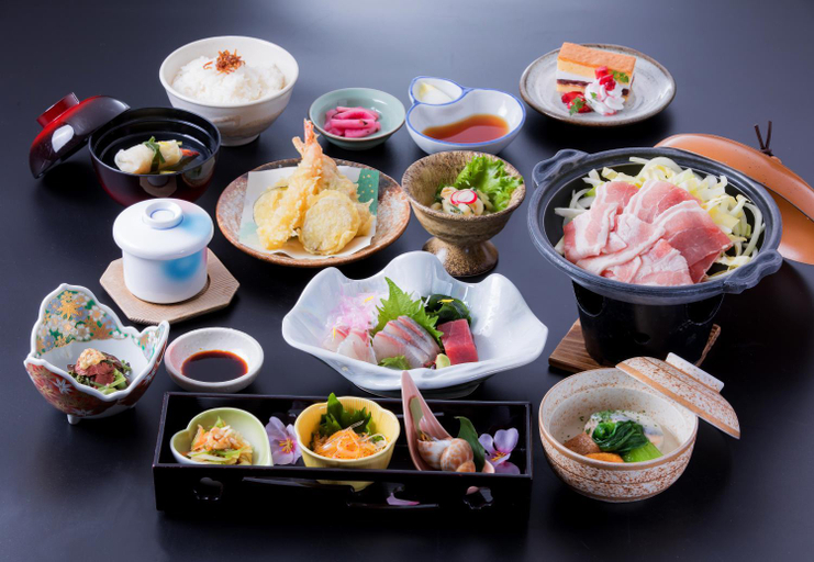 Food & Drinks 5, Chikugofunegoya Koen No Yado, Chikugo