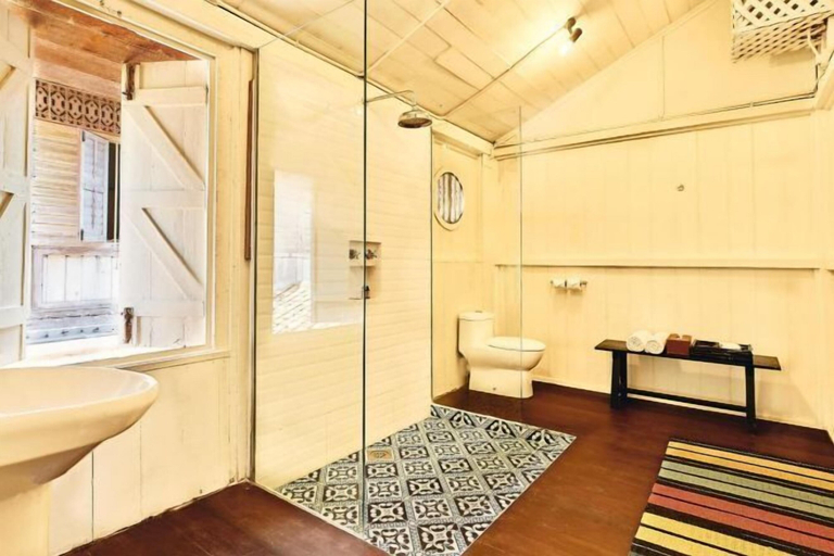 Bathroom 9
