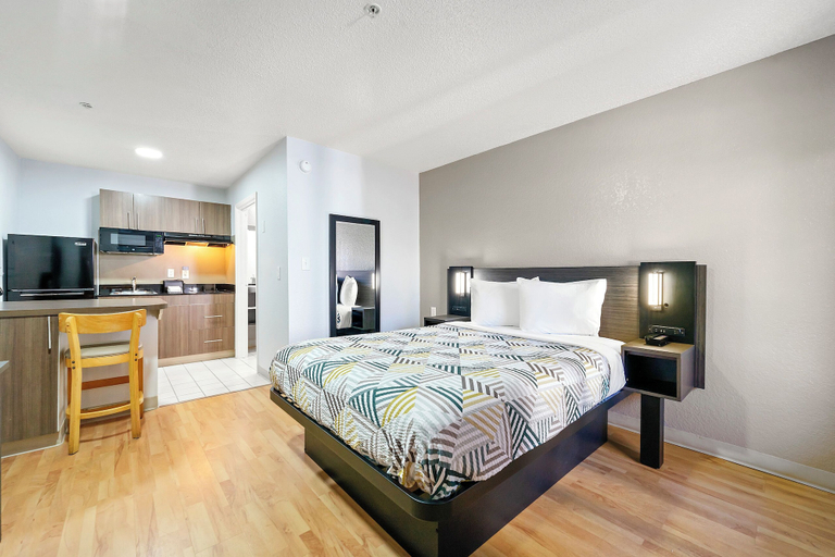 Bedroom 3, Studio 6 Extended Stay - Duluth, GA - Atlanta - Gwinnett Place, Gwinnett