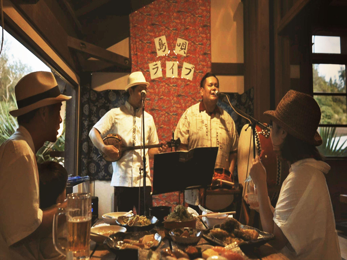 Food & Drinks 5, ima villa, Onna