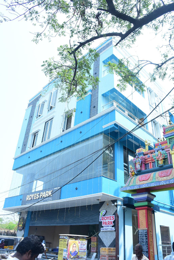 3, ROYES PARK - HAVING MINI DOUBLE KING SIZE ROOMS , Chennai