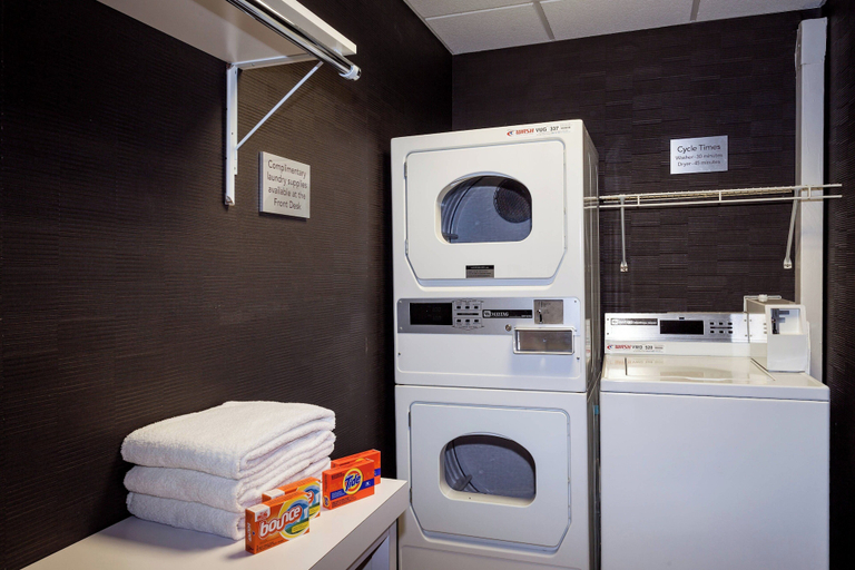 Bathroom 5, Courtyard by Marriott Stockton, San Joaquin