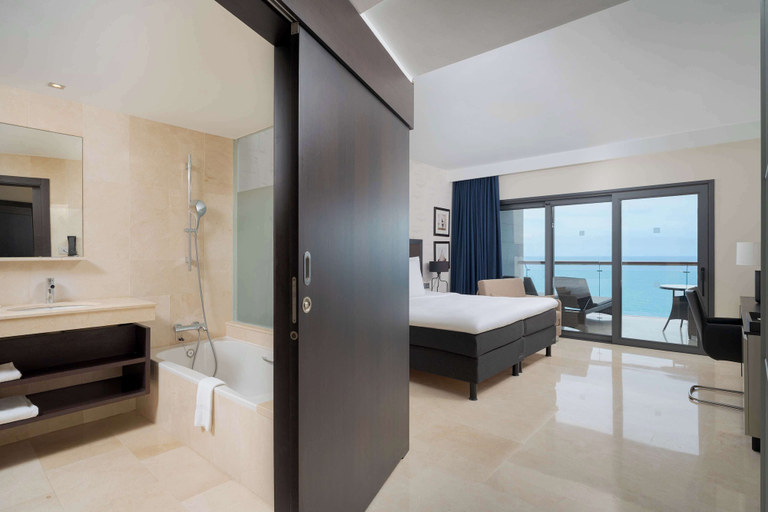 Bathroom 5, Radisson Blu Resort, Gran Canaria, Las Palmas