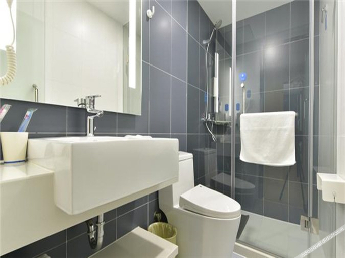Bathroom 3, Hanting Hotel Fushunbei Railway Station, Fushun