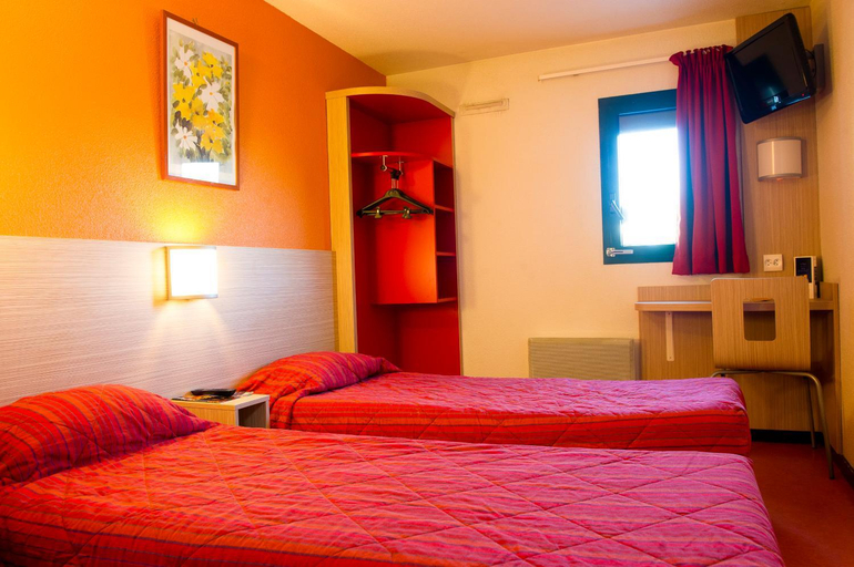 Bedroom 10