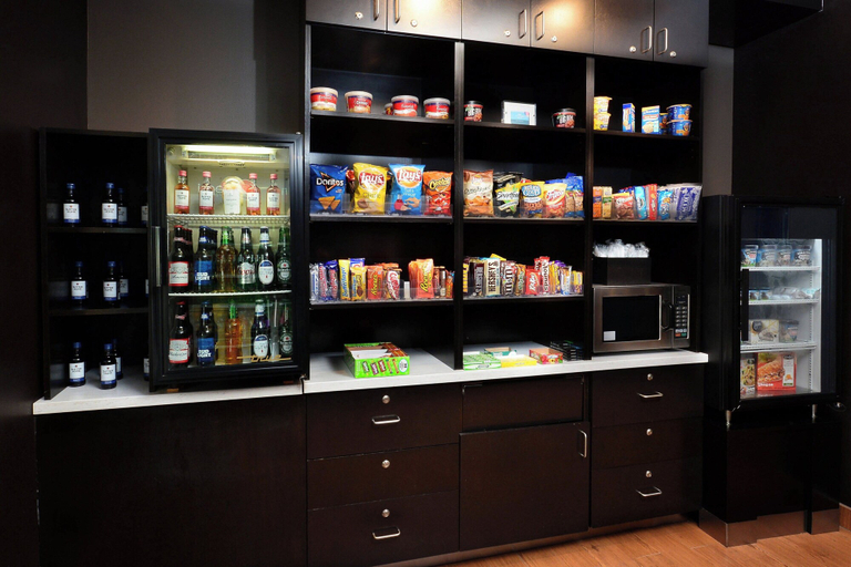 Food & Drinks 5, Courtyard by Marriott Beckley, Raleigh