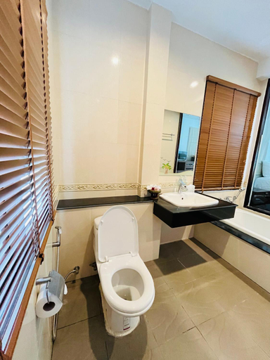 Bathroom 4, Poolsawat Villa, Ko Samui