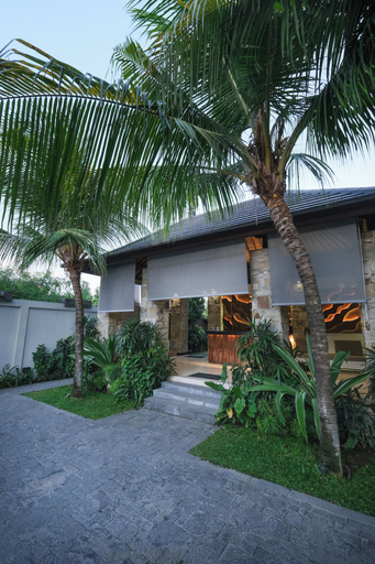 Others 5, Villa Ava, Badung