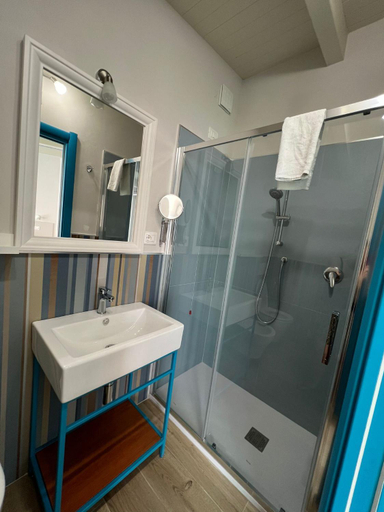 Others 3, BURMARIA APARTMENT and ROOM with garden and jacuzzi, Vibo Valentia