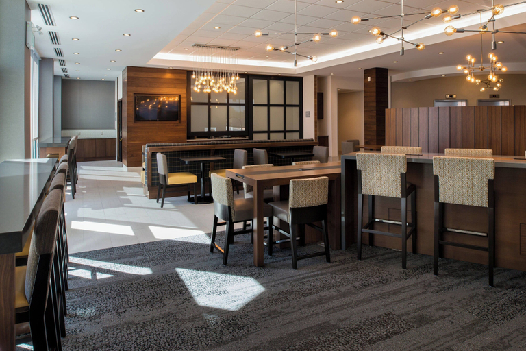 Food & Drinks 3, TownePlace Suites by Marriott Saskatoon, Division No. 11