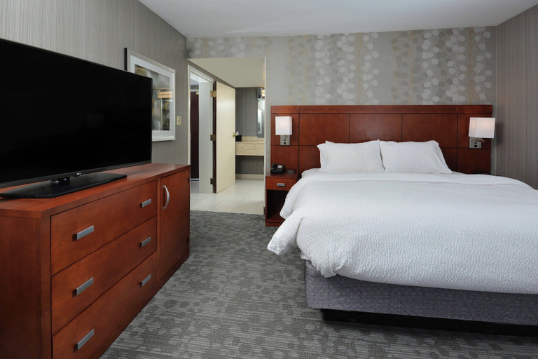 Bedroom 3, Courtyard by Marriott Beckley, Raleigh