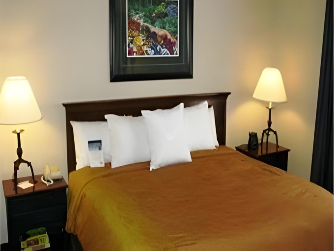 Bedroom 12
