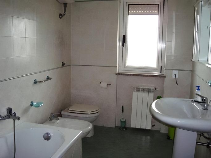 Bathroom 8