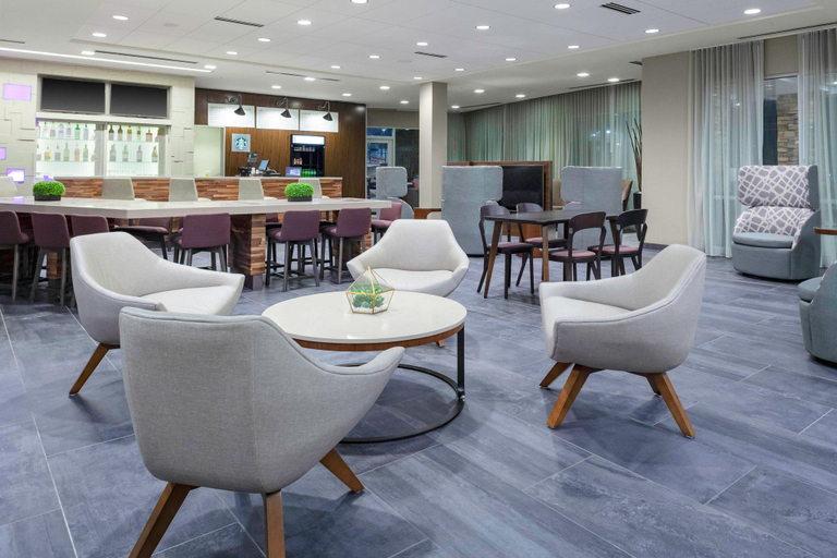 Food & Drinks 5, Courtyard by Marriott St. Louis West County, Saint Louis