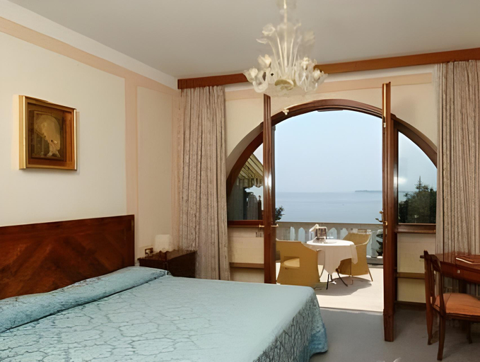 Bedroom 10