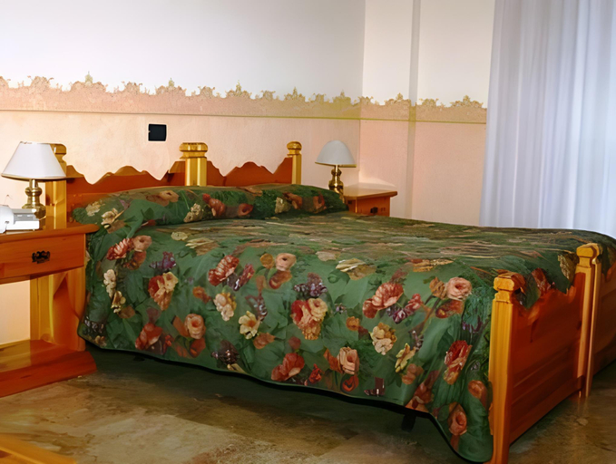 Bedroom 9