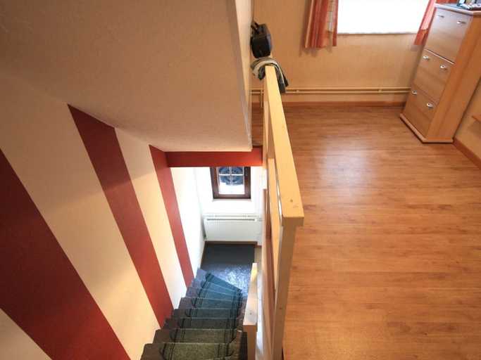 Others 5, Holiday Apartment With Garden in Born, Liège