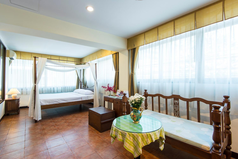 Bedroom 6