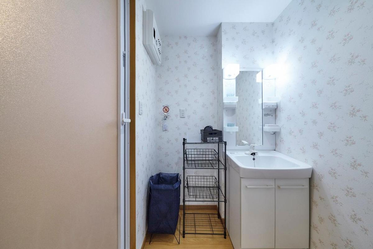 Bathroom 3, おやど紀伊国屋本石灰町, Nagasaki