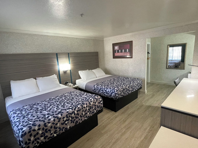 Bedroom 12