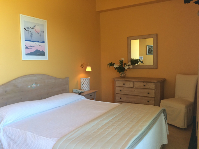 Bedroom 3, Hotel La Playa Blanca, Messina