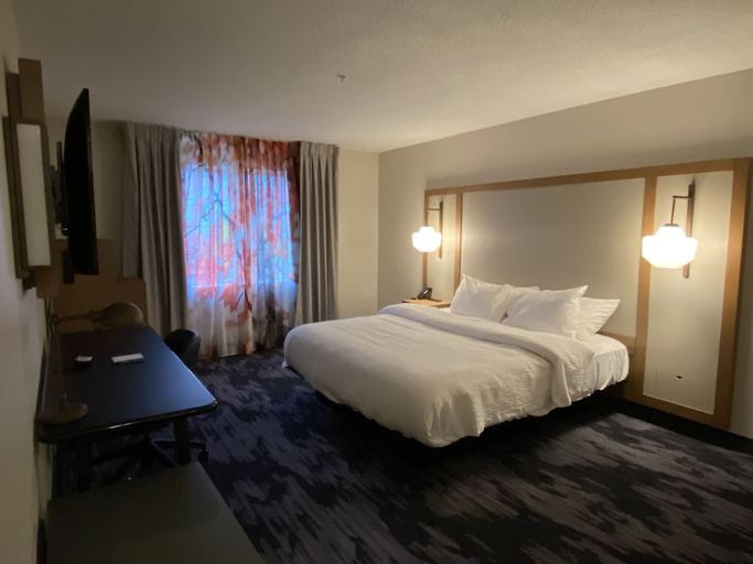 Bedroom 3, Fairfield Inn & Suites by Marriott Saratoga Malta, Saratoga