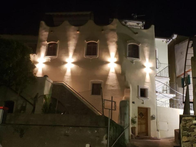 A Burga du Muntin, Savona
