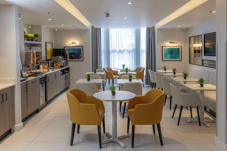 Food & Drinks 4, Four Points Flex by Sheraton London Kensington Olympia, London