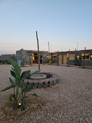 Others 3, Lily's motel, El Alamein