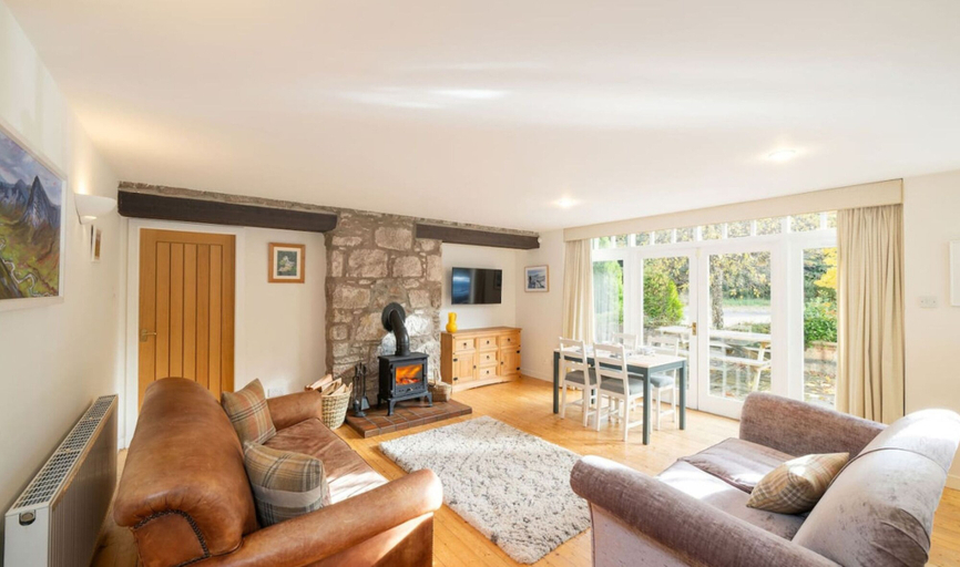 Room 5, The Stables Cottage Aboyne Royal Deeside, Aberdeenshire