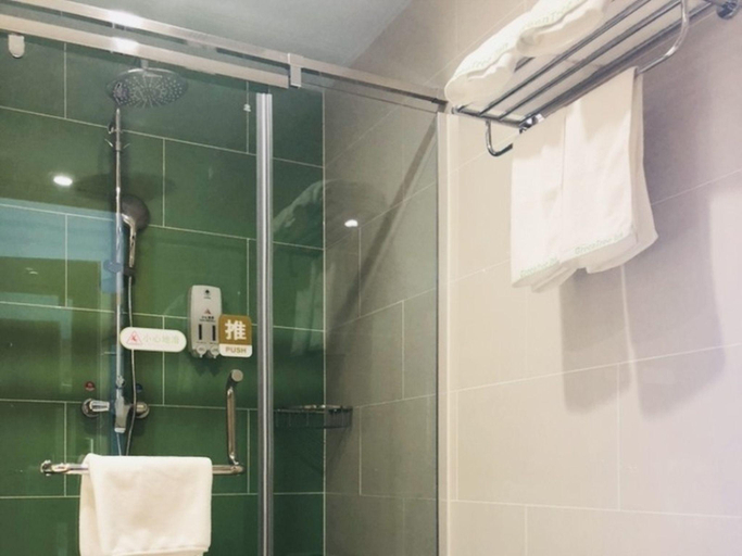 Bathroom, GreenTree Inn ( Jining Red Star Macalline Store ), Jining