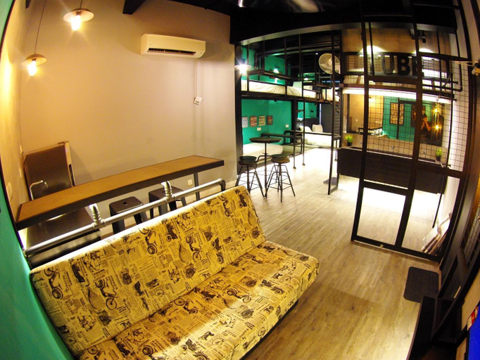 Food & Drinks, OYO 90899 Tube Hotel Melaka, Malacca City