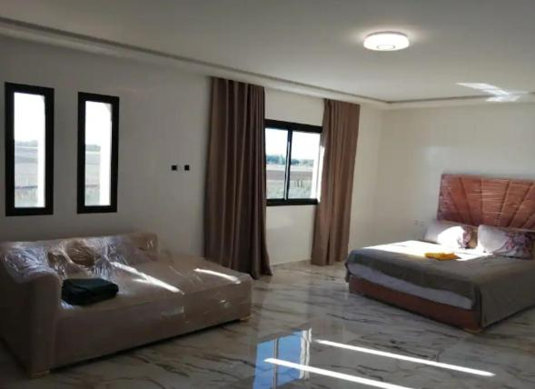 Others 5, Villa et piscine, avec suites independantes, proche de Casablanca, Ben Slimane