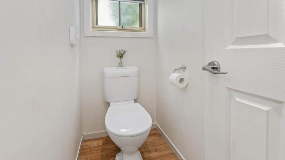 Bathroom 4, Tasman Holiday Parks - Merool on the Murray, Murray