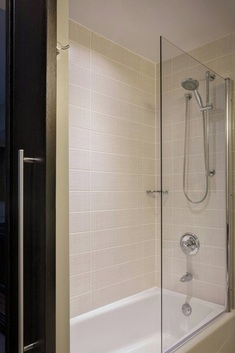 Bathroom 11