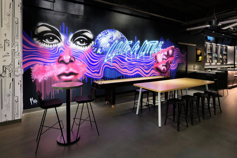Food & Drinks 5, Aloft by Marriott Greenville Downtown, Greenville