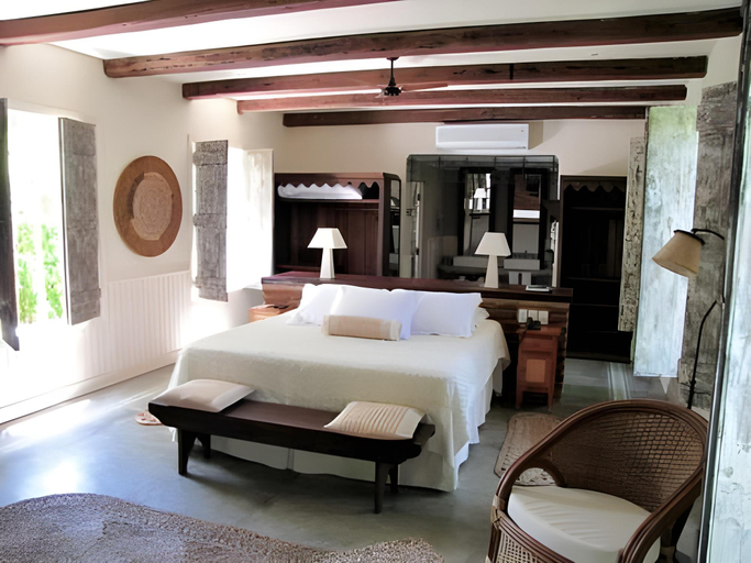Bedroom 12