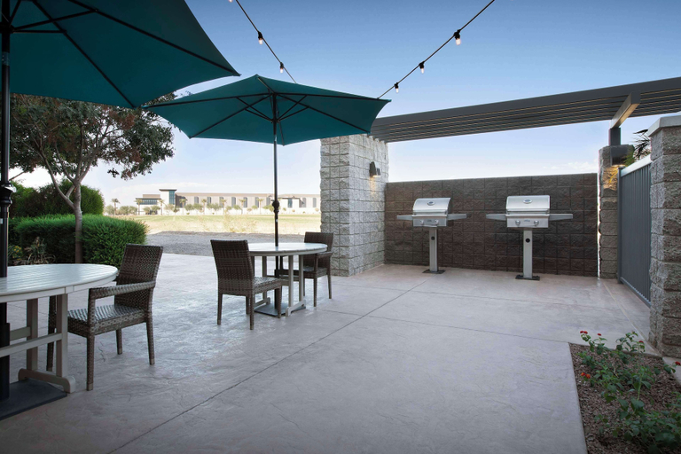 Food & Drinks 4, Home2 Suites by Hilton Phoenix Chandler, Maricopa