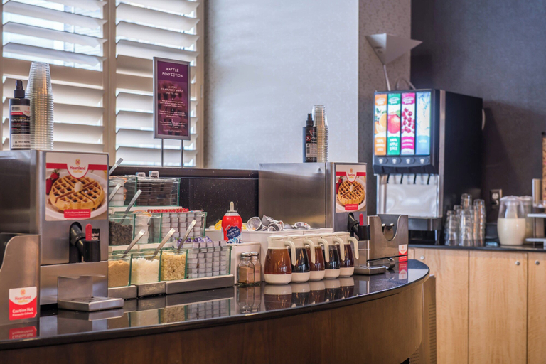 Food & Drinks 5, Residence Inn by Marriott Pittsburgh North Shore, Allegheny
