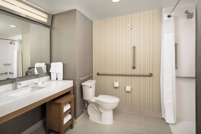 Bathroom 5, Courtyard by Marriott Las Cruces at NMSU, Dona Ana