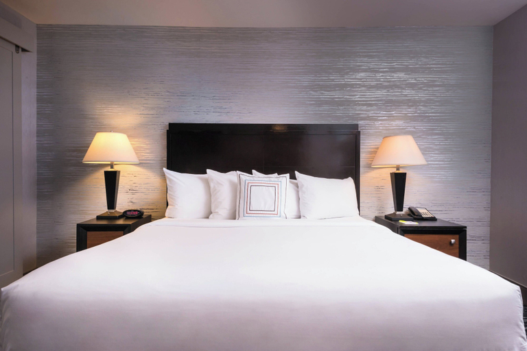 Bedroom 3, Fairfield by Marriott New York Manhattan Times Square, New York