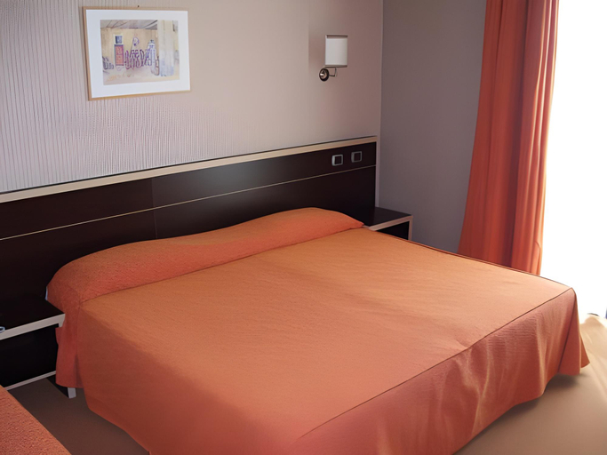 Bedroom 18