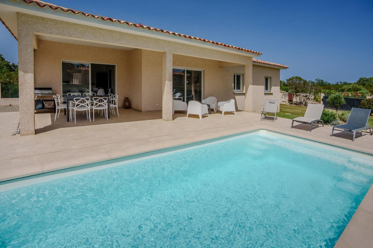 5, Villa Clara piscine chauffee, Haute-Corse