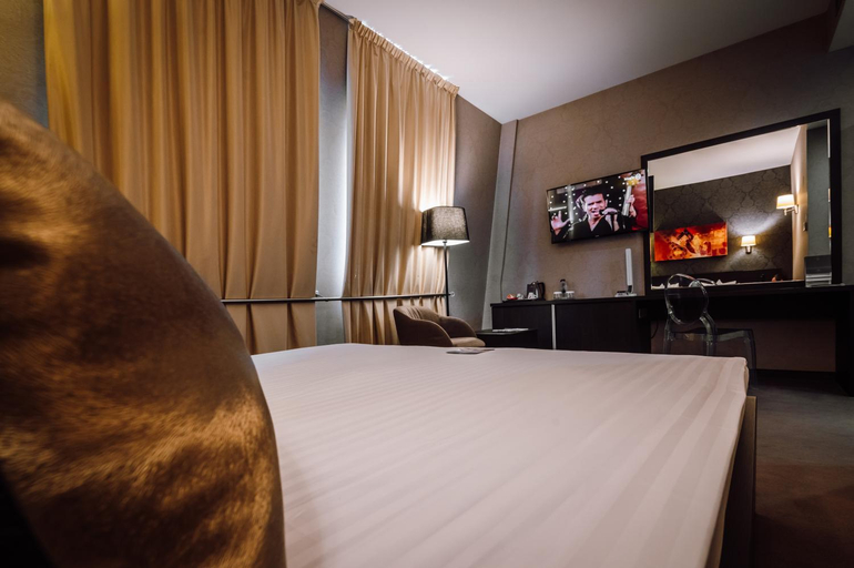 Bedroom 3, Plaza V Hotel, Targu Mures